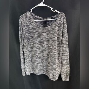 Forever 21 Black and White Knit Sweatshirt